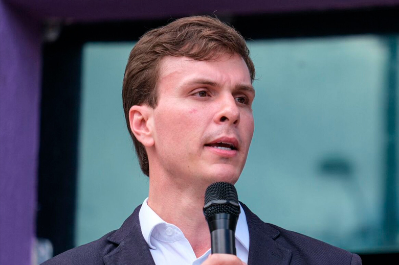 A quem interessa tirar Miguel Coelho da disputa eleitoral em 2026?