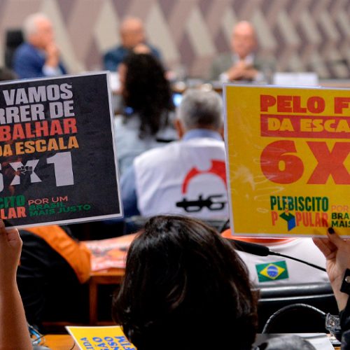 Pesquisa indica que 7 em cada 10 brasileiros apoiam o fim da escala de trabalho 6×1